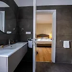 Mama Luxury