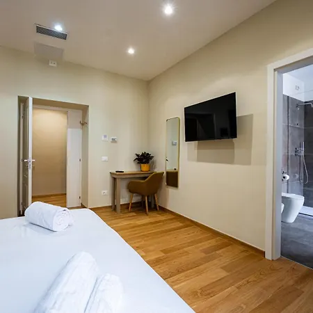 Casa de hóspedes Mama Luxury 4*